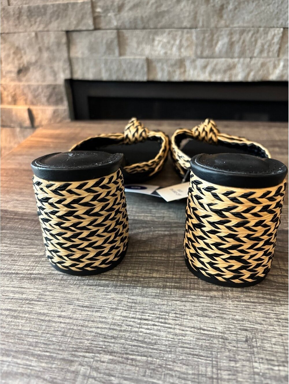 Universal Thread Sandals - Picture 5 of 6
